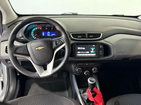 CHEVROLET Onix Hatch 1.4 4P FLEX LT, Foto 9