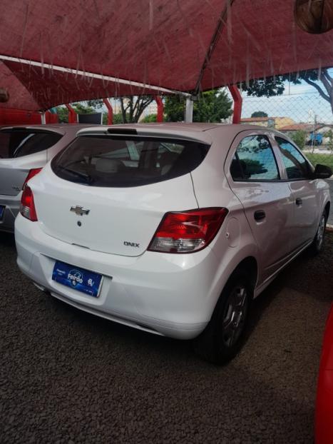 CHEVROLET Onix Hatch 1.0 4P FLEX LS, Foto 7