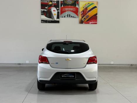 CHEVROLET Onix Hatch 1.0 4P FLEX LT, Foto 5