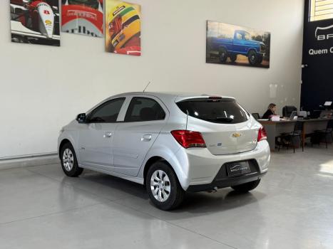 CHEVROLET Onix Hatch 1.0 4P FLEX LT, Foto 6