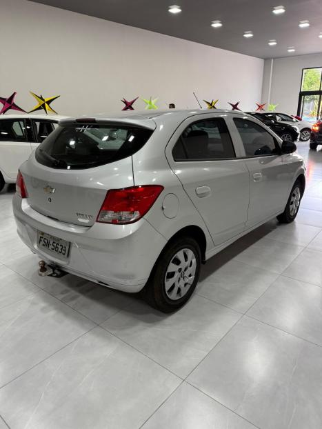CHEVROLET Onix Hatch 1.0 4P FLEX LT, Foto 4
