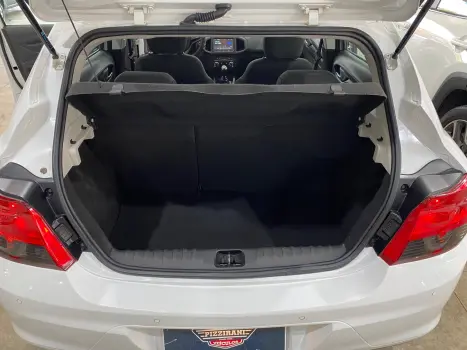 CHEVROLET Onix Hatch 1.4 4P FLEX LTZ, Foto 9