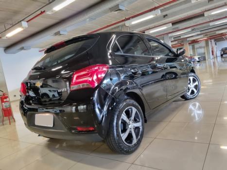CHEVROLET Onix Hatch 1.4 4P FLEX LTZ, Foto 3