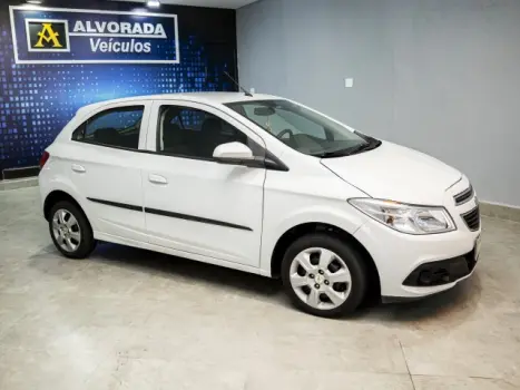 CHEVROLET Onix Hatch 1.0 4P FLEX LT, Foto 2