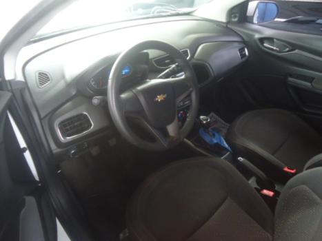 CHEVROLET Onix Hatch 1.4 4P FLEX LT, Foto 3