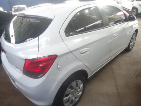 CHEVROLET Onix Hatch 1.4 4P FLEX LT, Foto 7