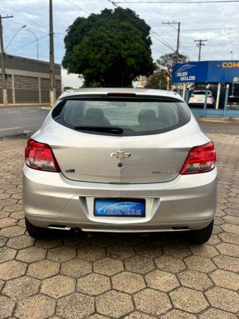 CHEVROLET Onix Hatch 1.0 4P FLEX JOY, Foto 5
