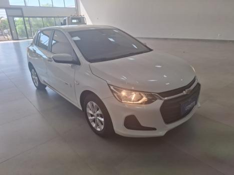 CHEVROLET Onix Hatch 1.0 4P FLEX LT, Foto 2