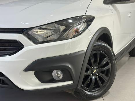CHEVROLET Onix Hatch 1.4 4P FLEX ACTIV AUTOMTICO, Foto 4
