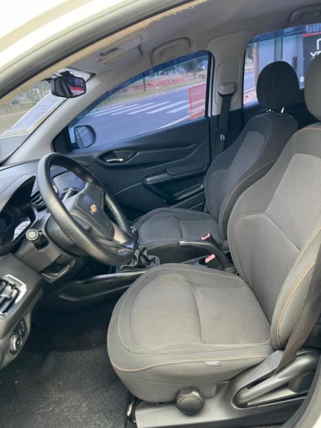 CHEVROLET Onix Hatch 1.4 4P FLEX LTZ, Foto 4