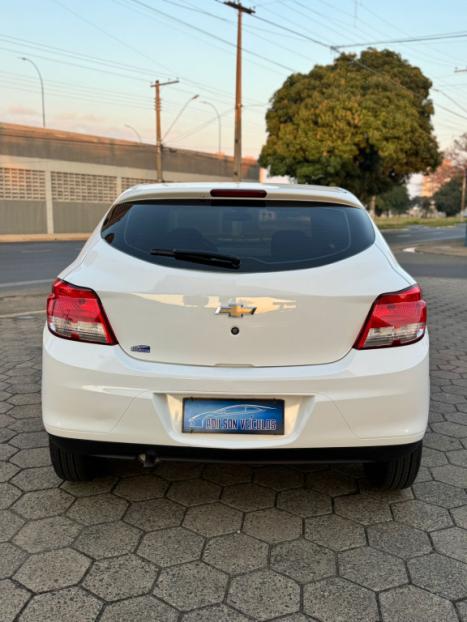 CHEVROLET Onix Hatch 1.0 12V 4P FLEX LT, Foto 5