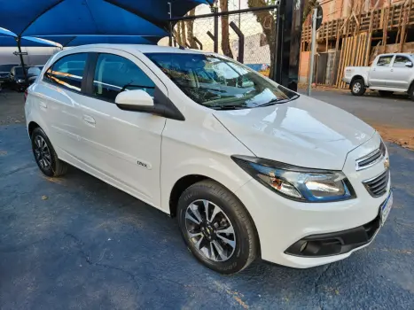 CHEVROLET Onix Hatch 1.4 4P FLEX LTZ AUTOMTICO, Foto 4