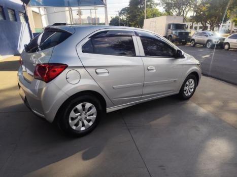 CHEVROLET Onix Hatch 1.0 4P FLEX LT, Foto 14