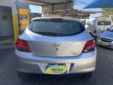 CHEVROLET Onix Hatch 1.4 4P FLEX LTZ, Foto 4