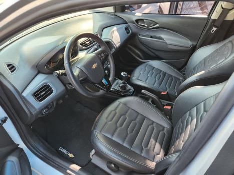 CHEVROLET Onix Hatch 1.4 4P FLEX LTZ, Foto 8