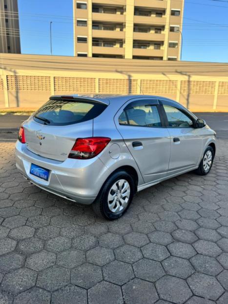 CHEVROLET Onix Hatch 1.0 4P FLEX JOY, Foto 4