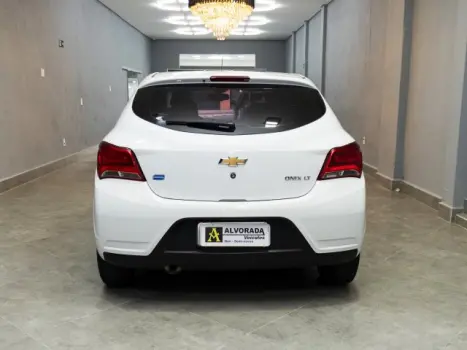 CHEVROLET Onix Hatch 1.0 4P FLEX LT, Foto 6