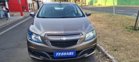 CHEVROLET Onix Hatch 1.4 4P FLEX LT, Foto 2