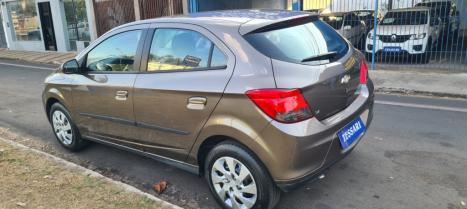 CHEVROLET Onix Hatch 1.4 4P FLEX LT, Foto 5