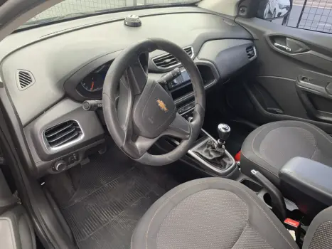 CHEVROLET Onix Hatch 1.4 4P FLEX LT, Foto 3