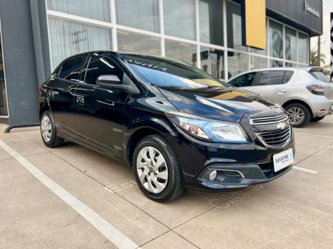 CHEVROLET Onix Hatch 1.4 4P FLEX LT, Foto 12