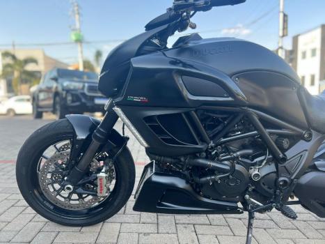 DUCATI Diavel 1200 DARK, Foto 4