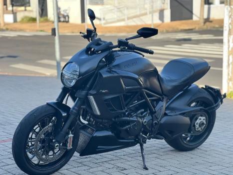 DUCATI Diavel 1200 DARK, Foto 2