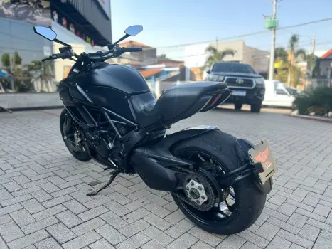 DUCATI Diavel 1200 DARK, Foto 6