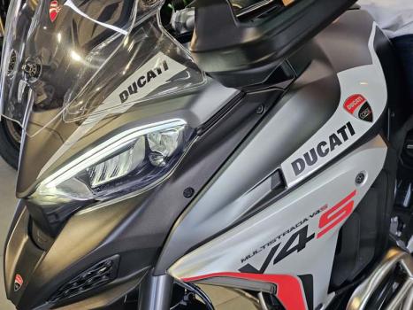 DUCATI Multistrada 1200 V4 S, Foto 17