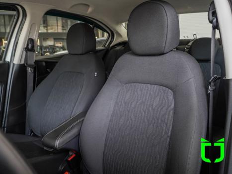FIAT Cronos 1.3 4P FLEX, Foto 14