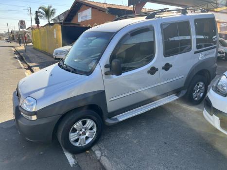 FIAT Doblo 1.8 16V 4P FLEX ADVENTURE 6 LUGARES, Foto 13