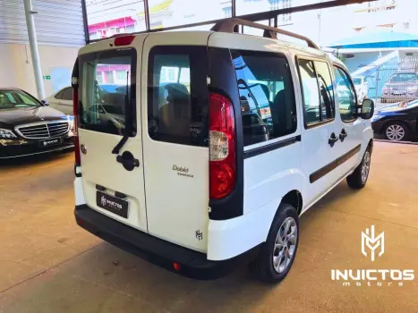 FIAT Doblo 1.8 16V 4P FLEX ESSENCE 7 LUGARES, Foto 4