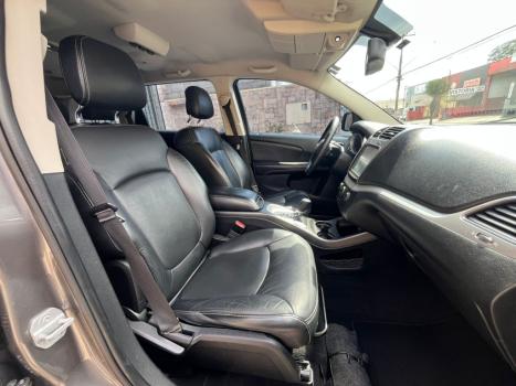 FIAT Freemont 2.4 16V 4P PRECISION AUTOMTICO 7 LUGARES, Foto 6