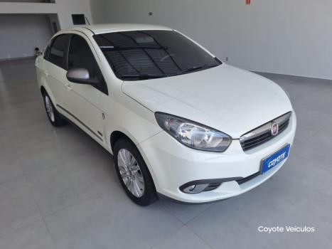 FIAT Grand Siena 1.6 16V 4P ESSENCE FLEX, Foto 2