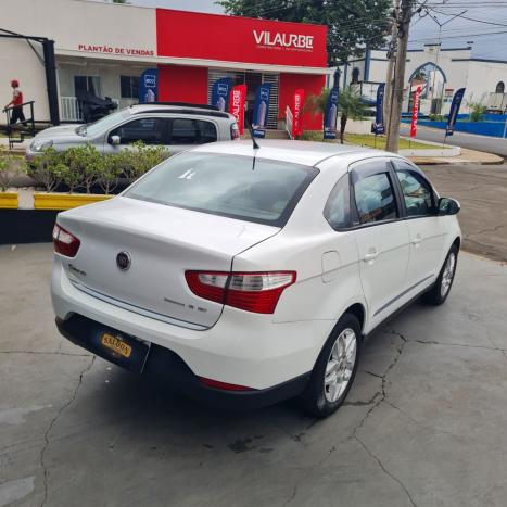 FIAT Grand Siena 1.6 16V 4P FLEX ESSENCE DUALOGIC AUTOMATIZADO, Foto 6