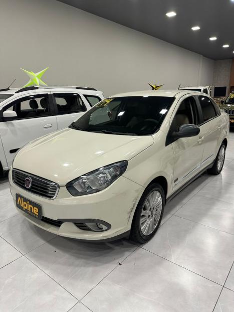 FIAT Grand Siena 1.6 16V 4P FLEX ESSENCE DUALOGIC AUTOMATIZADO, Foto 2