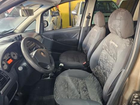 FIAT Idea 1.8 16V 4P ADVENTURE FLEX, Foto 4