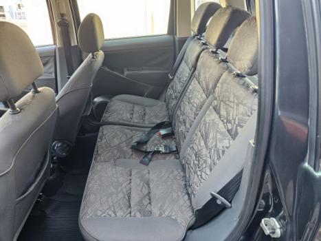 FIAT Idea 1.8 16V 4P ADVENTURE FLEX LOCKER, Foto 5