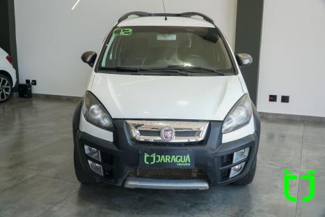 FIAT Idea 1.8 16V 4P ADVENTURE FLEX, Foto 2