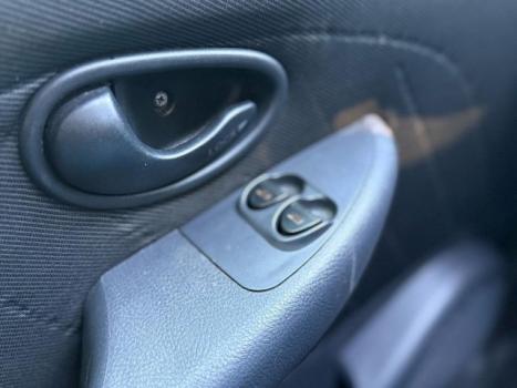 FIAT Palio 1.0 4P FIRE FLEX CELEBRATION, Foto 11