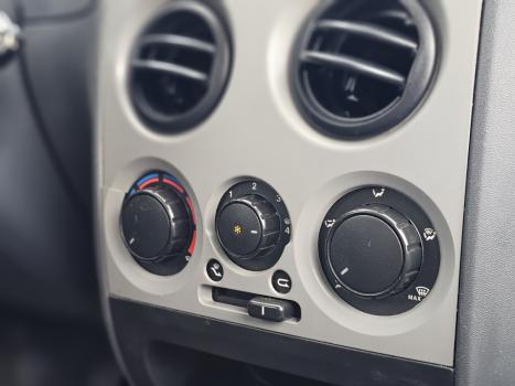 FIAT Palio 1.0 FIRE FLEX CELEBRATION, Foto 9