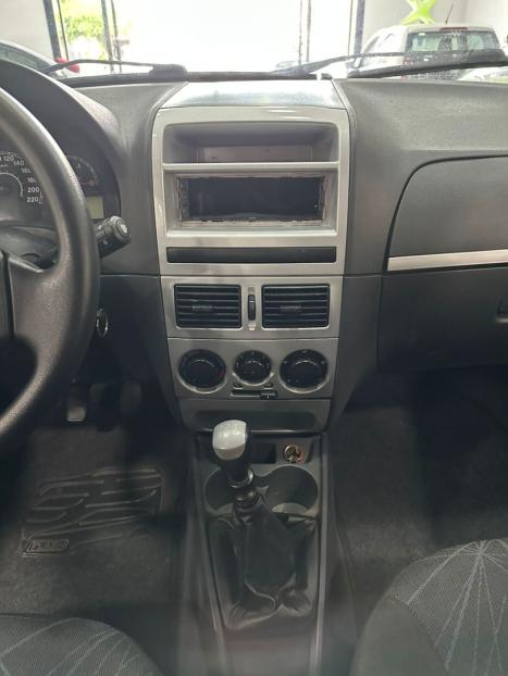 FIAT Palio 1.4 4P ELX 30 ANOS FLEX, Foto 11