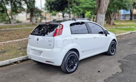 FIAT Punto 1.6 16V 4P ESSENCE FLEX, Foto 2