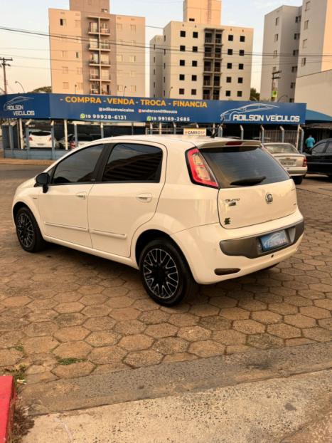 FIAT Punto 1.6 16V 4P FLEX ESSENCE DUALOGIC AUTOMATIZADO, Foto 6