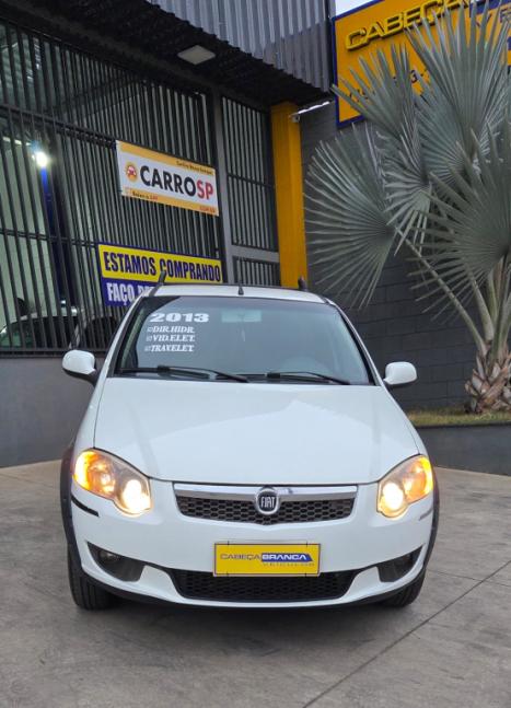 FIAT Strada 1.6 16V FLEX TREKING CABINE SIMPLES, Foto 2