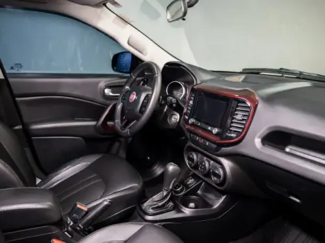 FIAT Toro 2.0 16V 4P 4WD FREEDOM TURBO DIESEL  AUTOMTICO, Foto 5