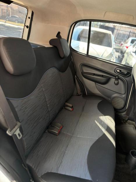FIAT Uno 1.0 4P FLEX ATTRACTIVE, Foto 8
