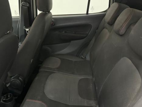 FIAT Uno 1.4 4P FLEX SPORTING DUALOGIC AUTOMATIZADO, Foto 14