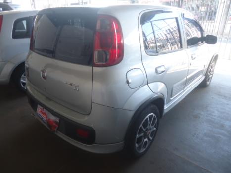 FIAT Uno 1.4 4P FLEX SPORTING, Foto 3
