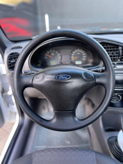 FORD Courier 1.6 FLEX L, Foto 16